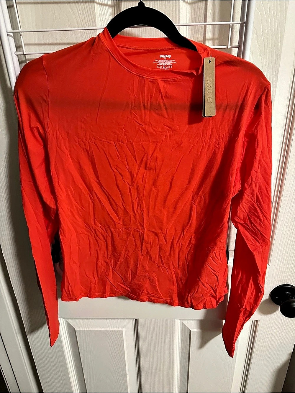 Skims Fits Everybody Long Sleeve T-Shirt Red XL